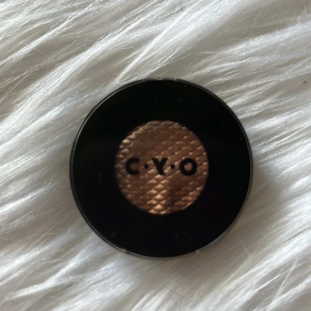 PICK 5 FOR $20 CYO Metallic Eyeshadow - Cooeey!
